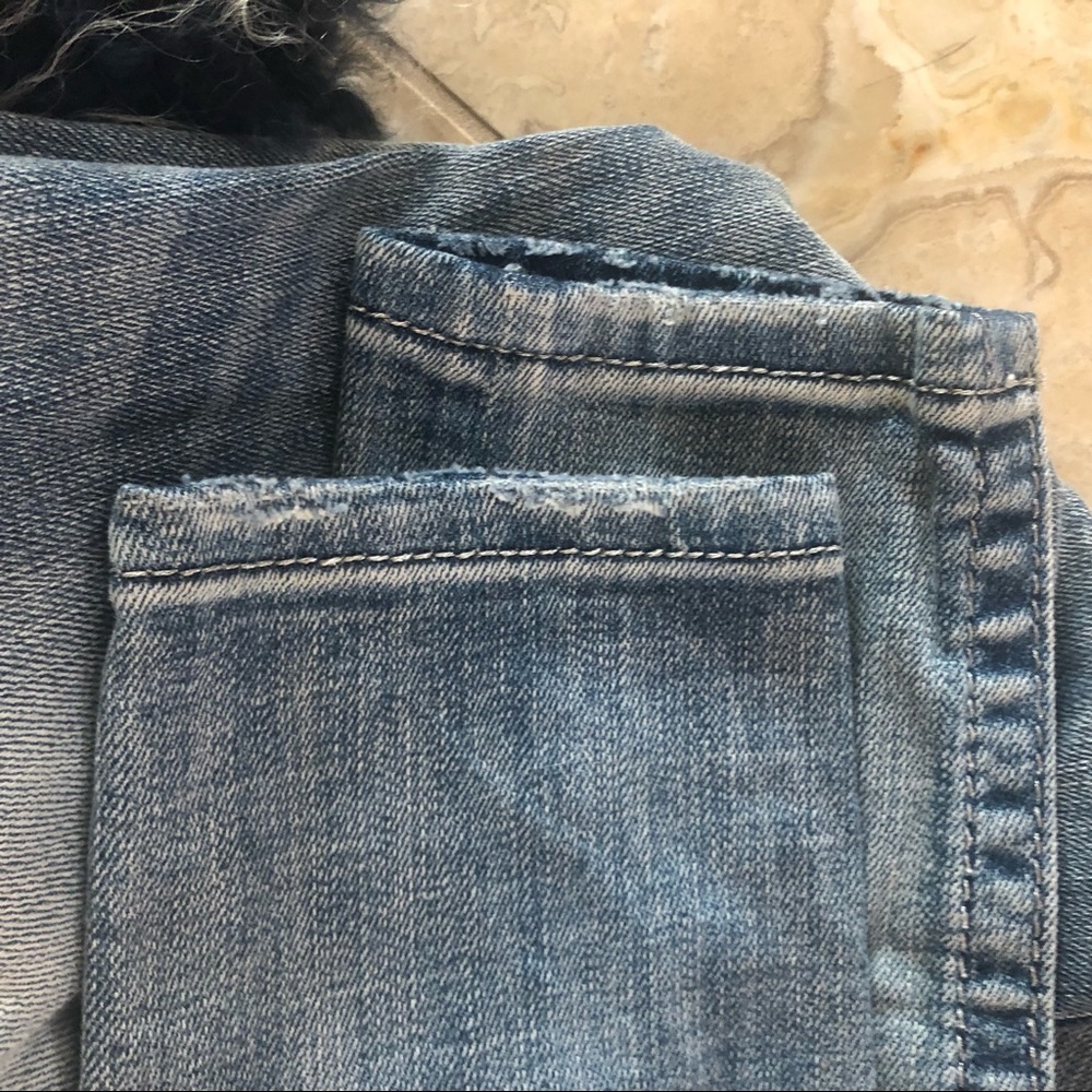 Miss Me Signature Skinny with Angel wing pockets - Picture 5 of 8